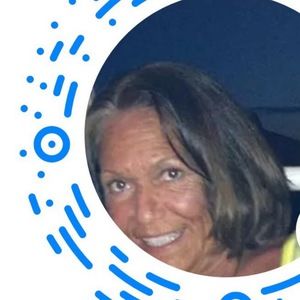 Meet your Posher, Debbie